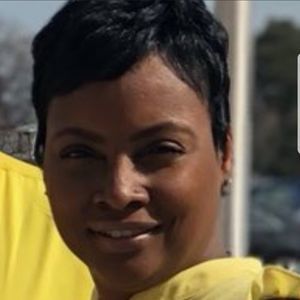 Meet your Posher, Charlette